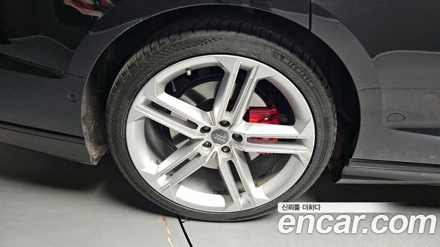 Audi S8 D5 4.0 TFSI Quattro LWB - фото 4
