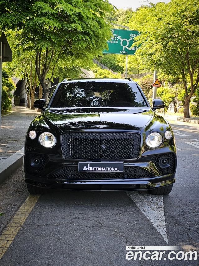 Bentley Bentayga 4.0 V8 S - фото 1