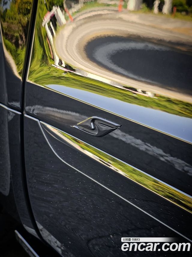 Bentley Bentayga 4.0 V8 S - фото 3