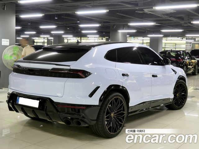 Lamborghini Urus 4.0 V8 SE - фото 2