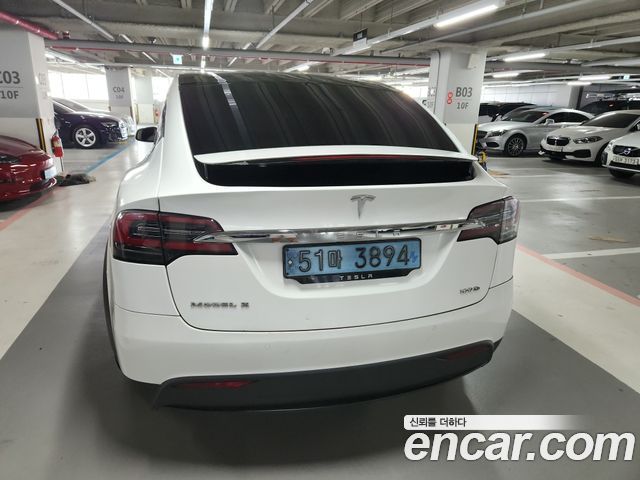 Tesla Model X 100D - фото 3