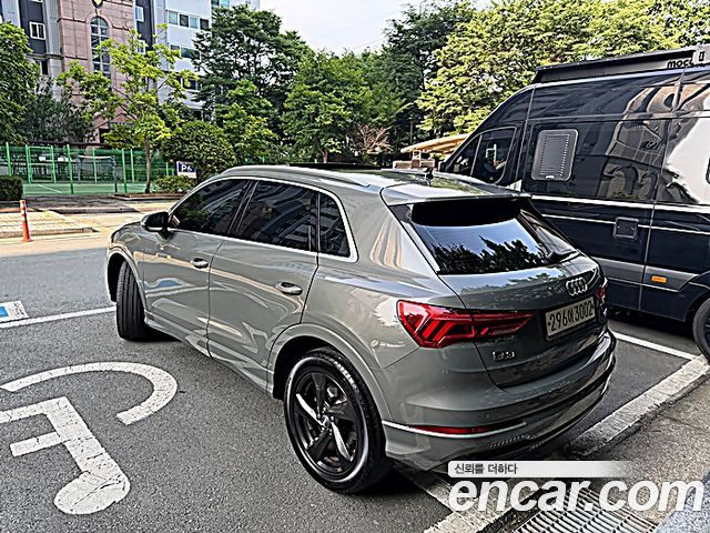Audi Q3 F3 35 TDI Premium - фото 1