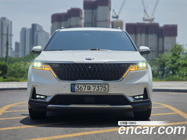 Kia Carnival 4-го поколения 7-Seater Noblesse - фото 1