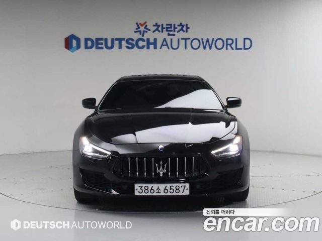 Maserati Ghibli 3.0 Diesel 3rd - фото 2