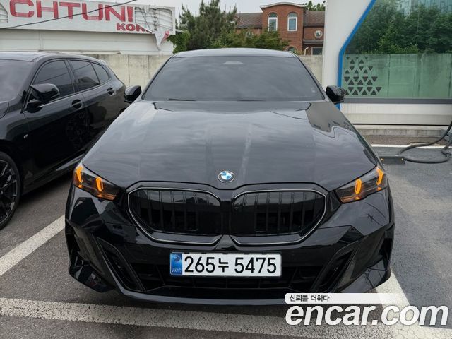 BMW 5-Series G60 530i xDrive M Sport Pro Special Edition - фото 2