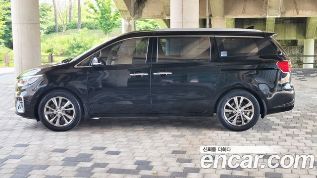 Kia Carnival Новый Gasoline 9-Seater Noblesse Special - фото 3