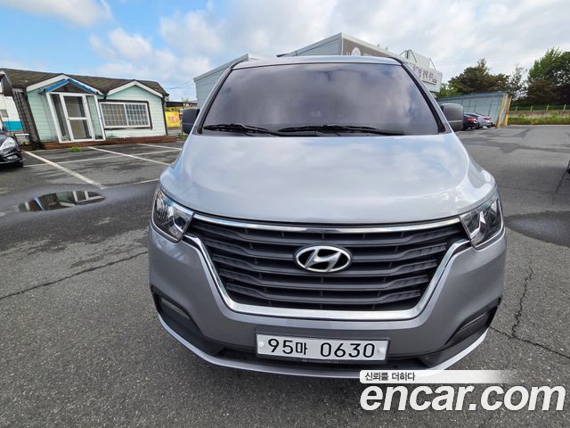 Hyundai Starex Новый Van 5-Seater Smart - фото 0