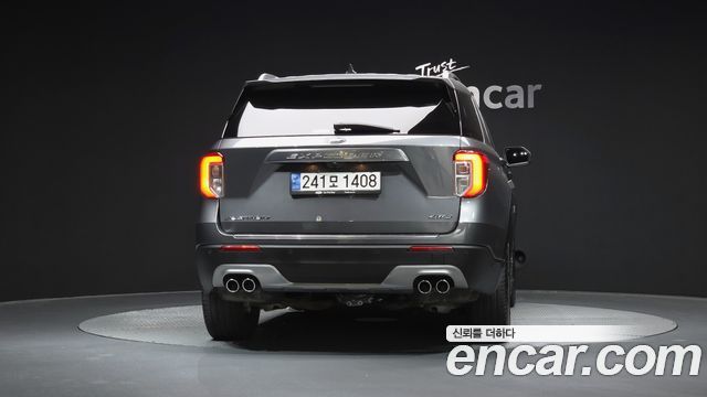 Ford Explorer 6-го поколения 3.0 Platinum 4WD - фото 3