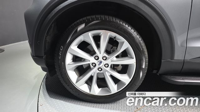 Ford Explorer 6-го поколения 3.0 Platinum 4WD - фото 4