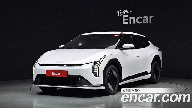 Kia EV4 Long Range 2WD Earth - фото 0