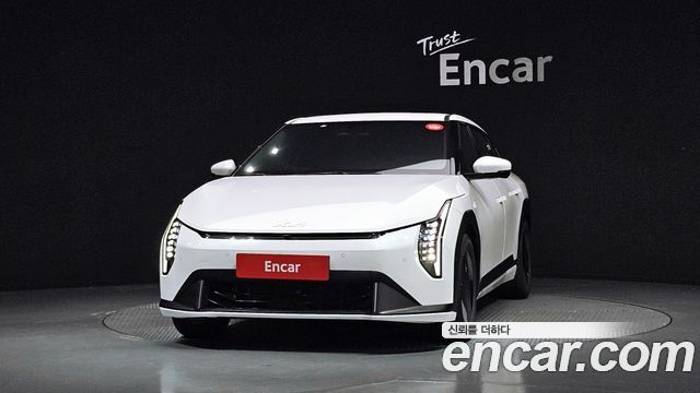 Kia EV4 Long Range 2WD Earth - фото 2