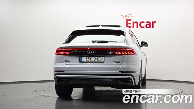 Audi Q8 50 TDI Quattro Premium - фото 3