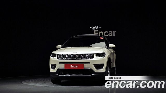 Jeep Compass 2-го поколения 2.4 limited 2WD - фото 2