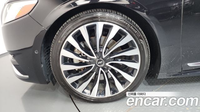 Lincoln Continental 10-го поколения 3.0 Black Label AWD - фото 4