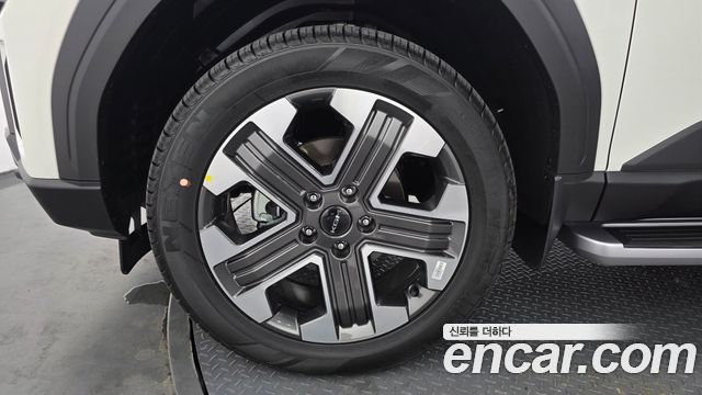 SsangYong Musso Q300 Gasoline 2.0 4WD M9 Grand Style - фото 4