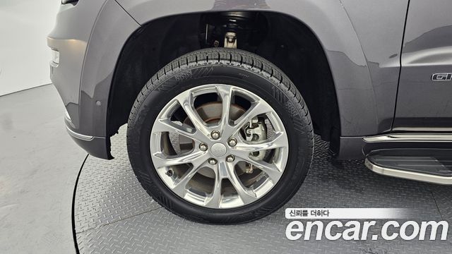 Jeep Cherokee 3.6 Summit WK2 - фото 4