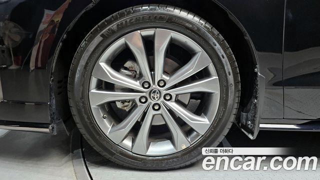 Toyota Sienna 4-го поколения 2.5 Hybrid 2WD - фото 4