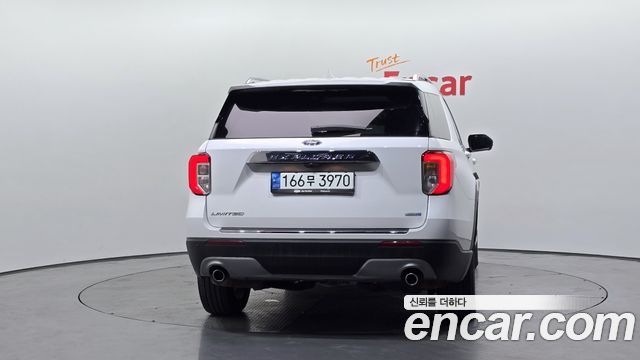 Ford Explorer 6-го поколения 2.3 LimIted 4WD - фото 3