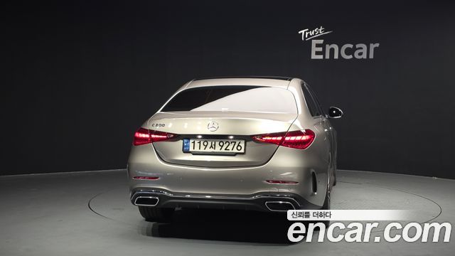 Mercedes-Benz C-Class W206 C300 AMG Line - фото 3