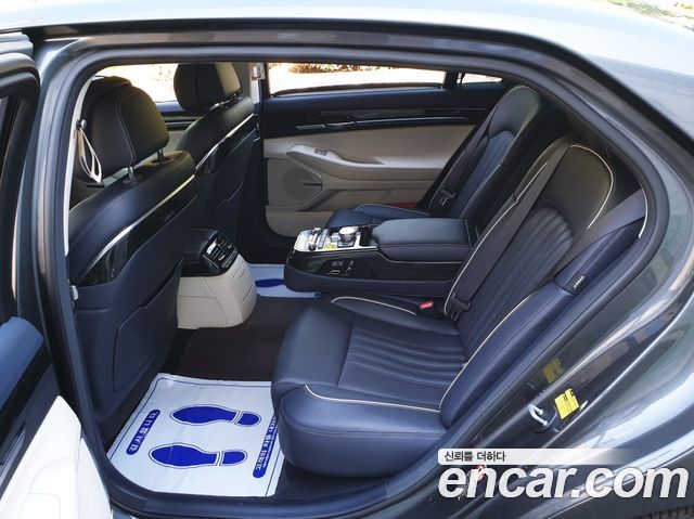 Genesis EQ900 3.3 T-GDI AWD Premiun Luxury - фото 1