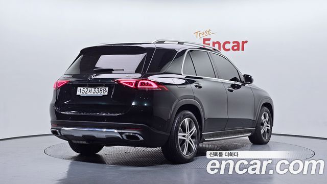 Mercedes-Benz GLE-Class W167 GLE300d 4MATIC - фото 1