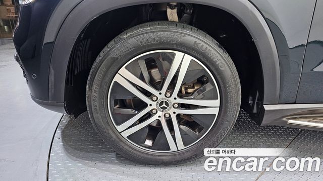 Mercedes-Benz GLE-Class W167 GLE300d 4MATIC - фото 4