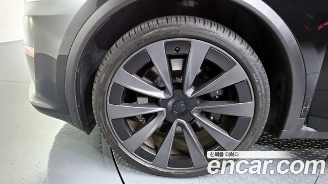 Tesla Model X AWD - фото 4