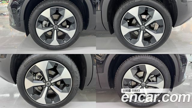 Volvo XC40 B4 Ultra Bright - фото 4