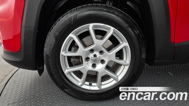 Jeep Renegade 2.4 Limited - фото 4