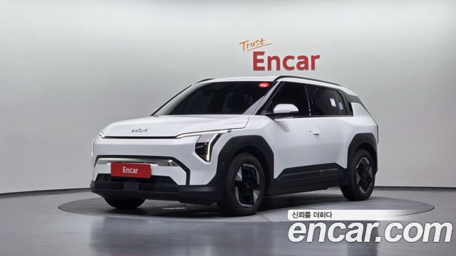 Kia EV3 Long Range 2WD Earth - фото 0