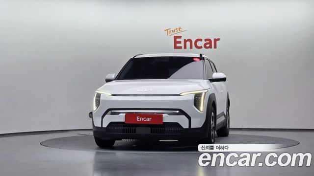 Kia EV3 Long Range 2WD Earth - фото 2