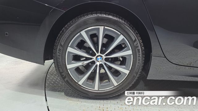 BMW 3-Series G20 320i - фото 4