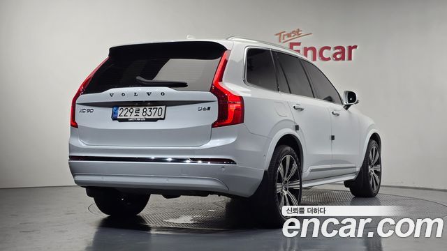 Volvo XC90 2-го поколения B6 Ultimate Bright - фото 1