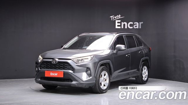 Toyota RAV4 5-го поколения 2.5 2WD - фото 0