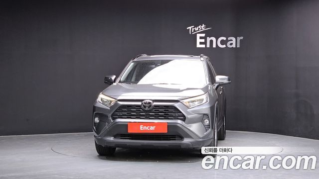 Toyota RAV4 5-го поколения 2.5 2WD - фото 2