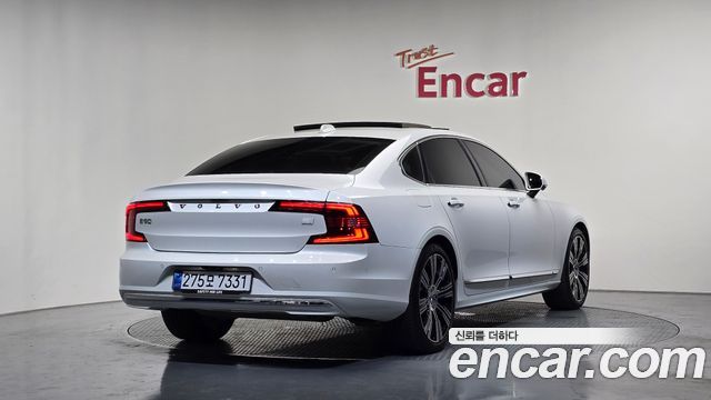 Volvo S90 T8 AWD Ultimate Bright - фото 1