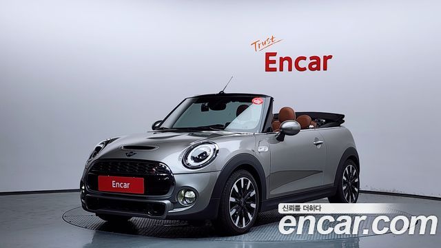 Mini Cooper Convertible Standard 3rd - фото 0