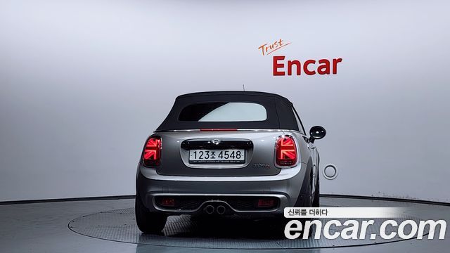 Mini Cooper Convertible Standard 3rd - фото 3
