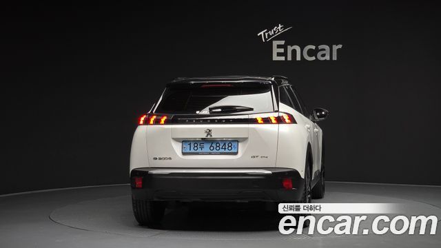 Peugeot 2008 2-го поколения EV GT Line - фото 3
