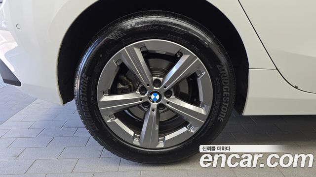 BMW 2-Series U06 218d Advantage - фото 4