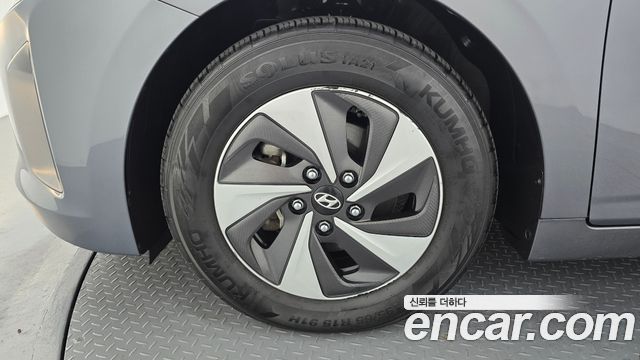 Hyundai Ioniq гибрид N - фото 4