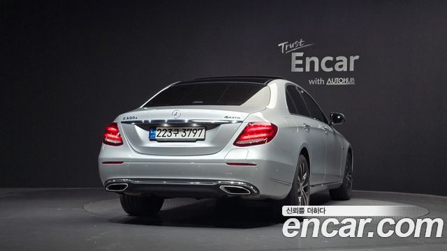 Mercedes-Benz E-Class W213 E300e Exclusive - фото 3