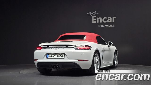 Porsche 718 2.0 - фото 3