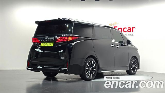 Toyota Alphard 4-го поколения 2.5 HEV Executive AWD - фото 1