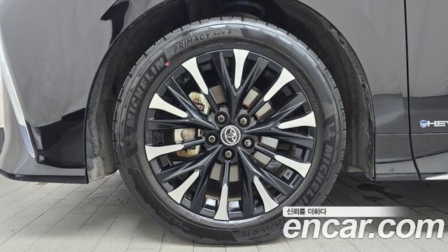 Toyota Alphard 4-го поколения 2.5 HEV Executive AWD - фото 4