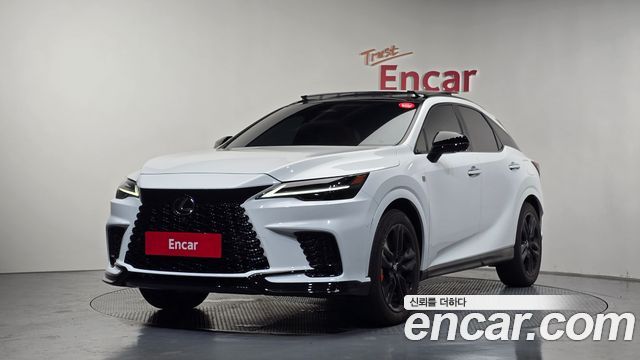 Lexus RX 5-го поколения F-Sport - фото 0