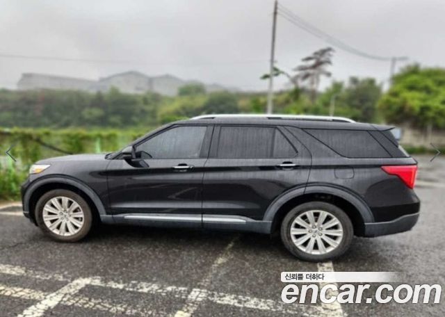 Ford Explorer 6-го поколения 2.3 LimIted 4WD - фото 1