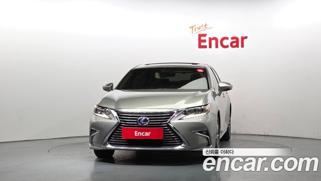 Lexus ES Supreme XV60 - фото 2