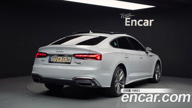 Audi A5 F5 40 TDI Quattro Premium Sportback - фото 1