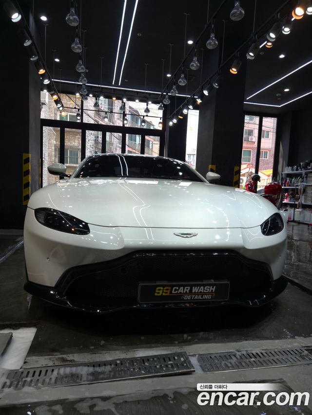 Aston Martin Vantage 2-го поколения 4.0 V8 Coupe - фото 0